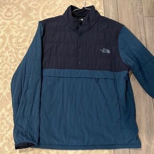 The North Face Pullover XL with Front Zipper Pouch